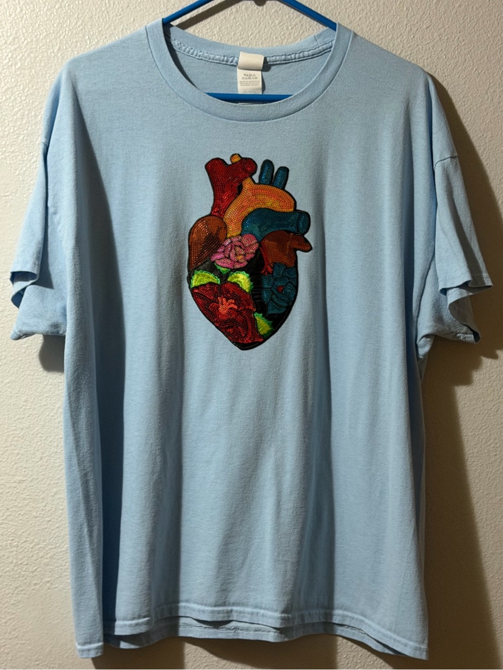 Hanes Light Blue Tee With Colorful Anatomical Heart Women’s Size XL